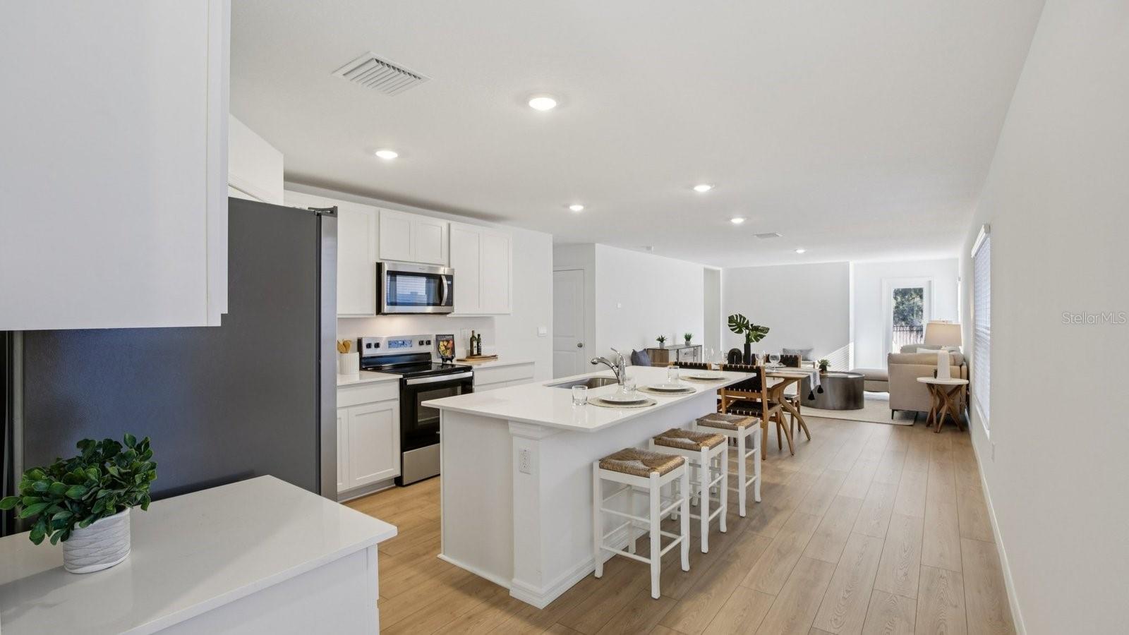 EAST REGNAS - Residential