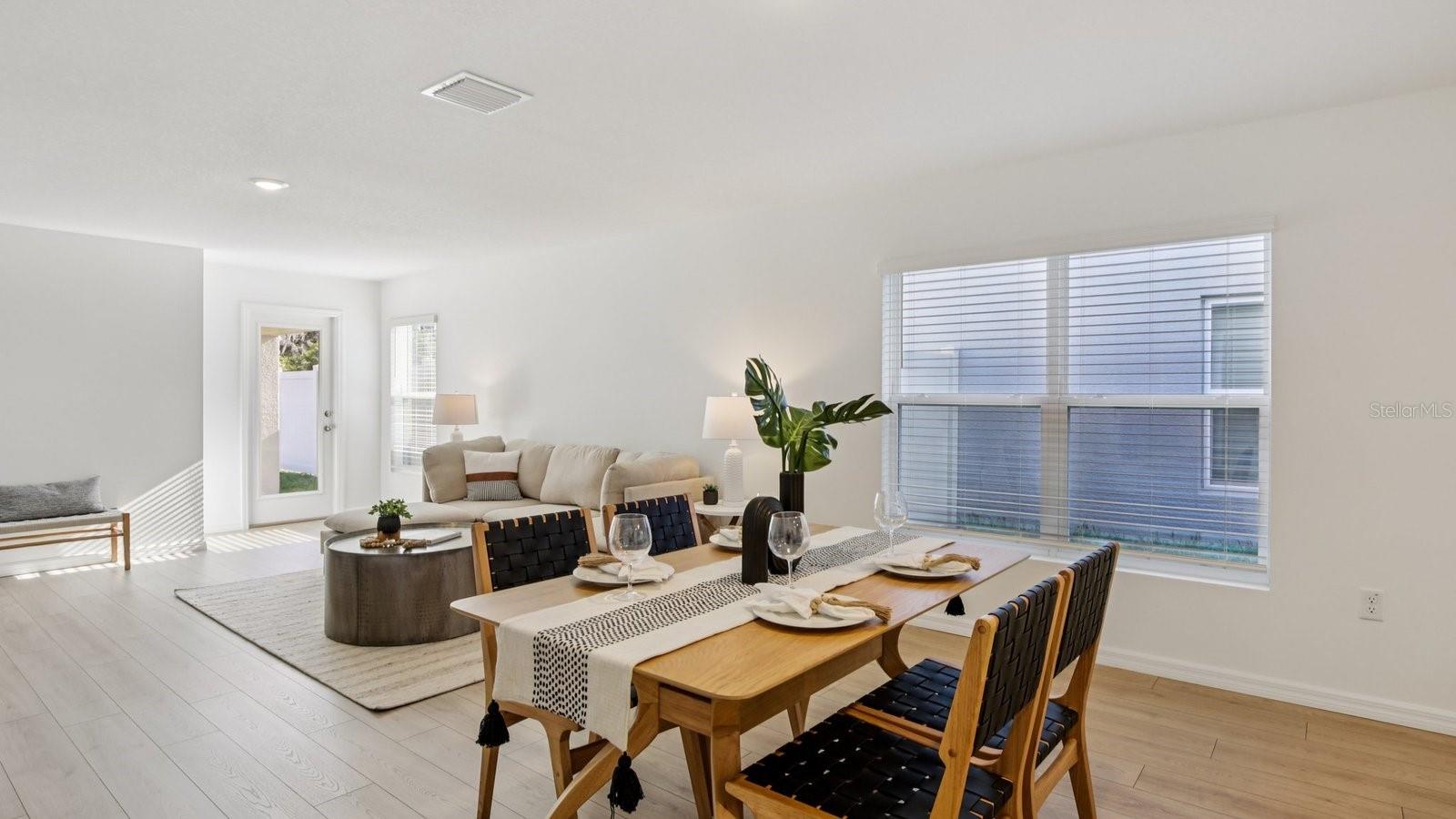 EAST REGNAS - Residential
