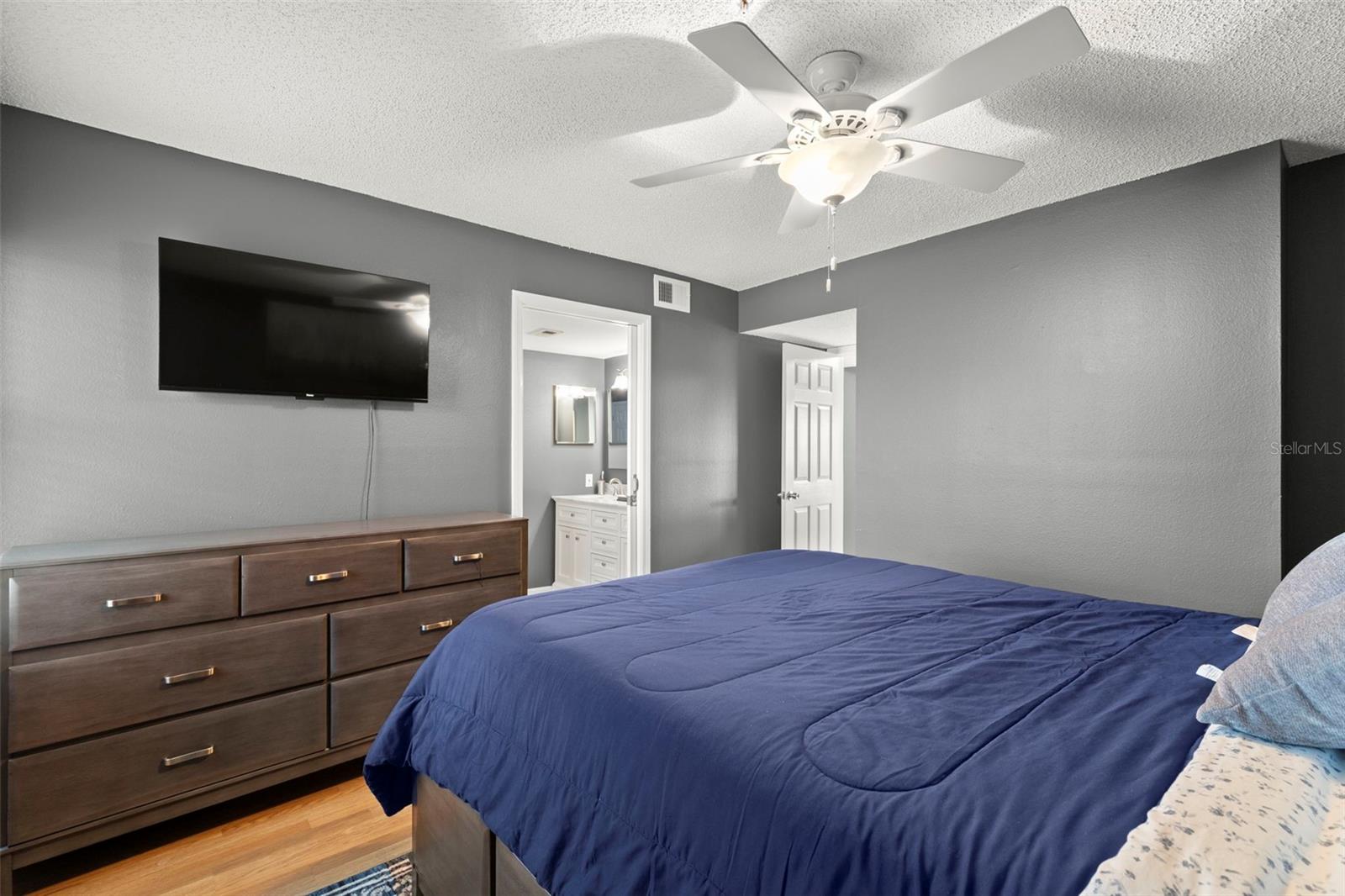 AUDUBON CONDO AT FEATHER SOUND - Residential