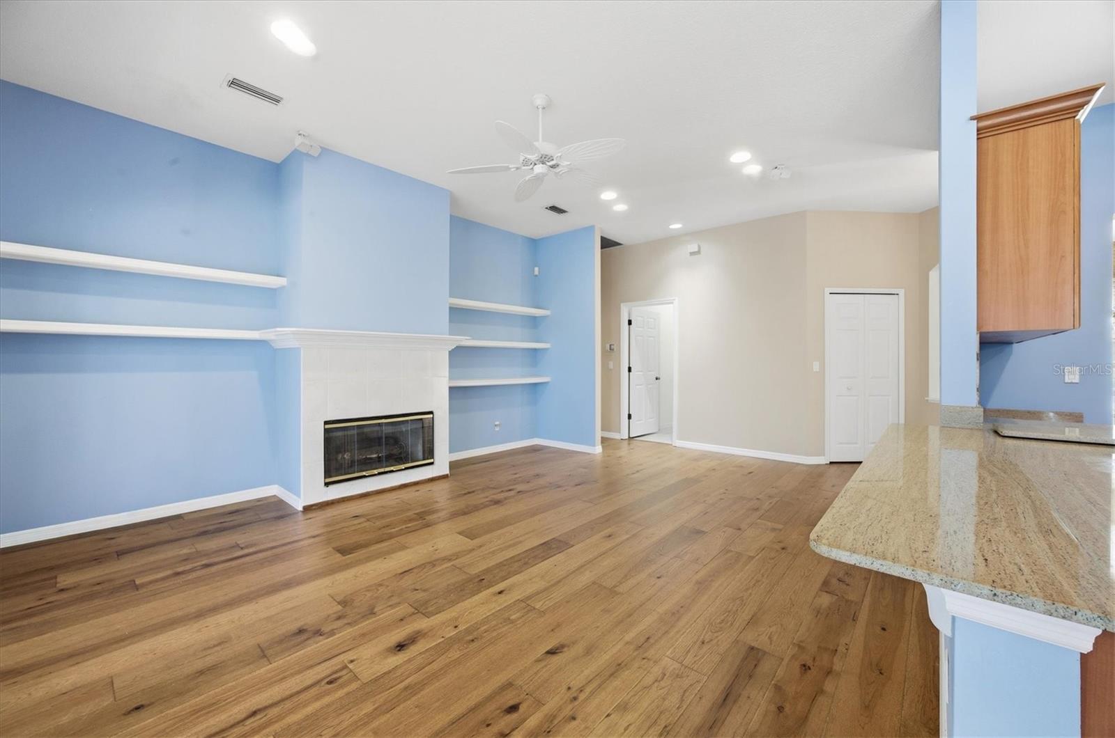 UNIVERSITY PARK - Residential