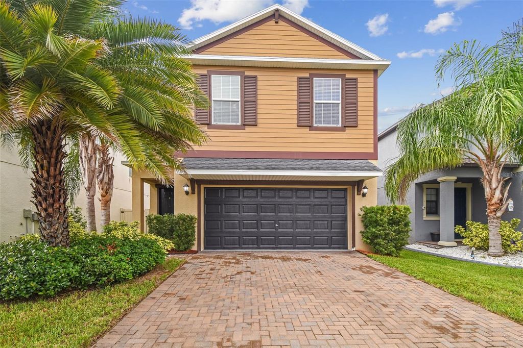 Photo of 10011 Ivory Drive, Ruskin, FL 33573 (MLS # TB8426158)
