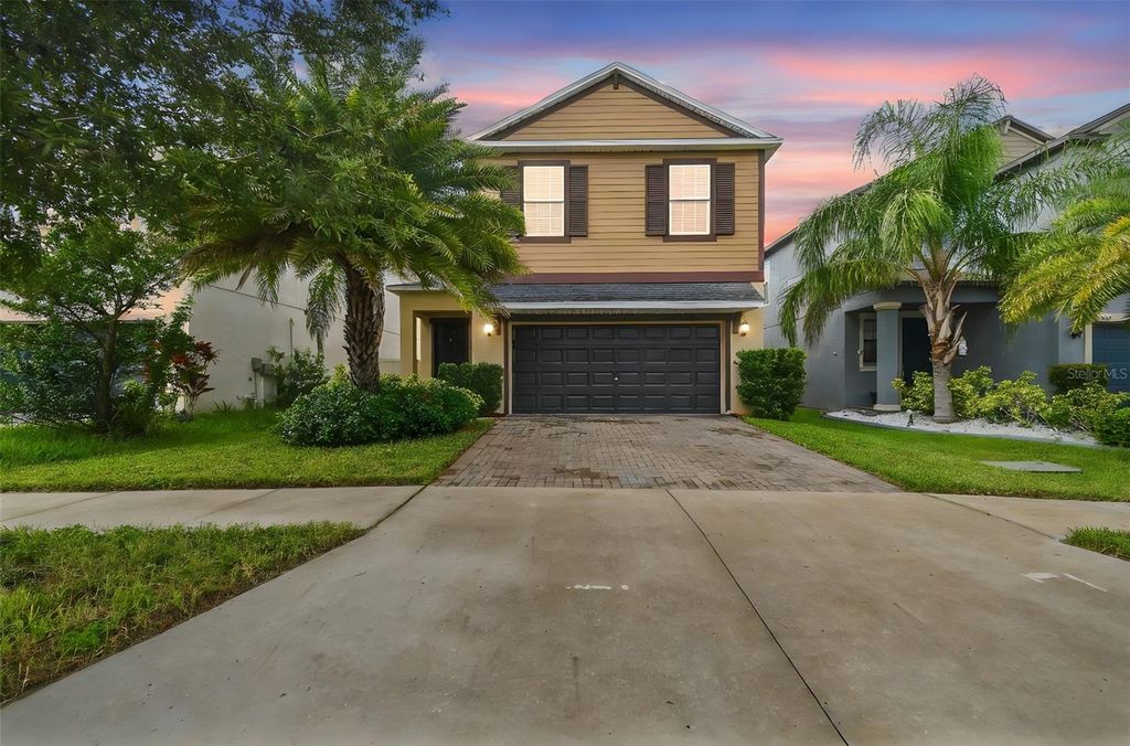 Photo of 10011 Ivory Drive, Ruskin, FL 33573 (MLS # TB8426158)