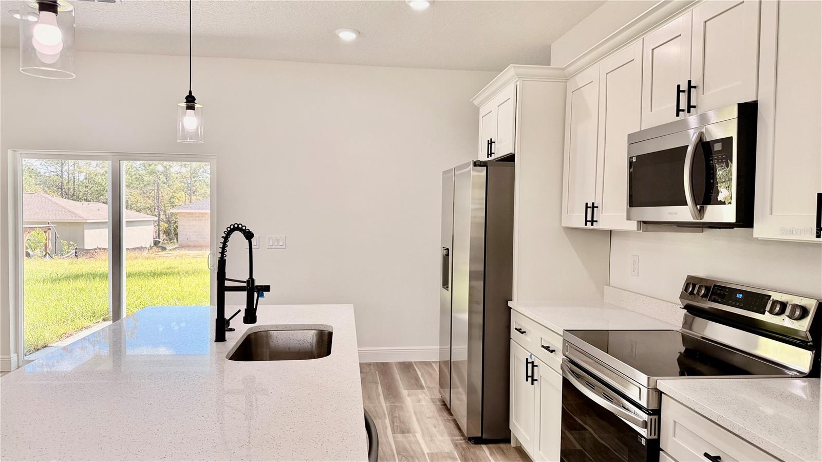 CITRUS SPGS UNIT 07 - Residential Lease