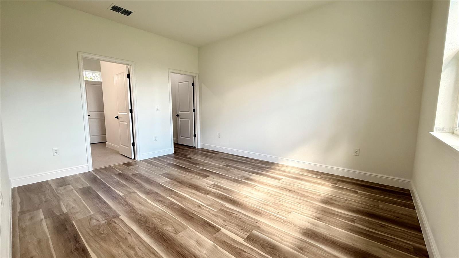CITRUS SPGS UNIT 07 - Residential Lease