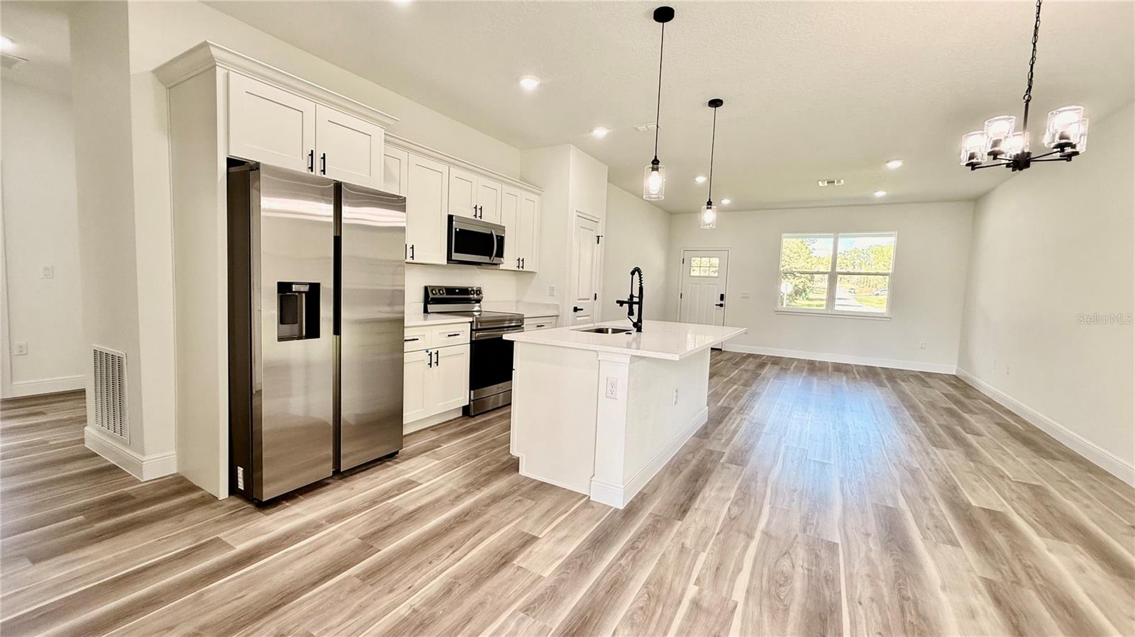 CITRUS SPGS UNIT 07 - Residential Lease