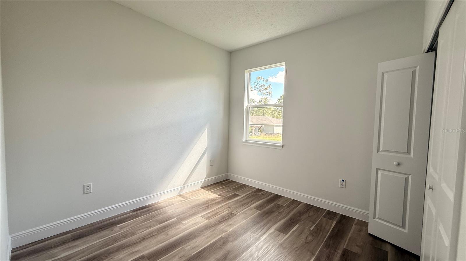 CITRUS SPGS UNIT 07 - Residential Lease