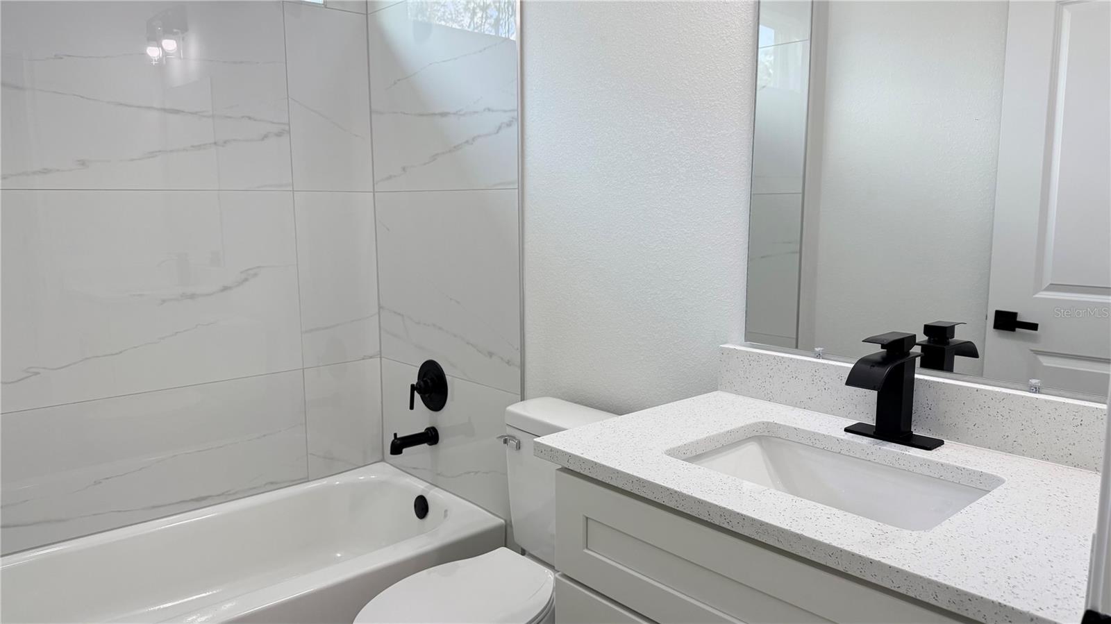 CITRUS SPGS UNIT 07 - Residential Lease