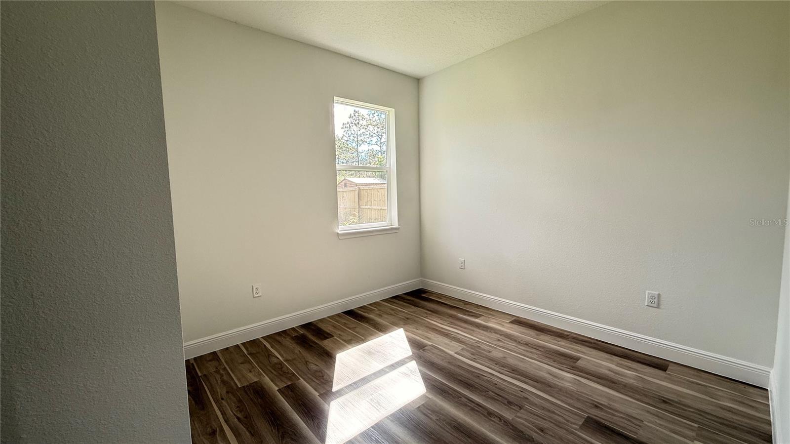 CITRUS SPGS UNIT 07 - Residential Lease