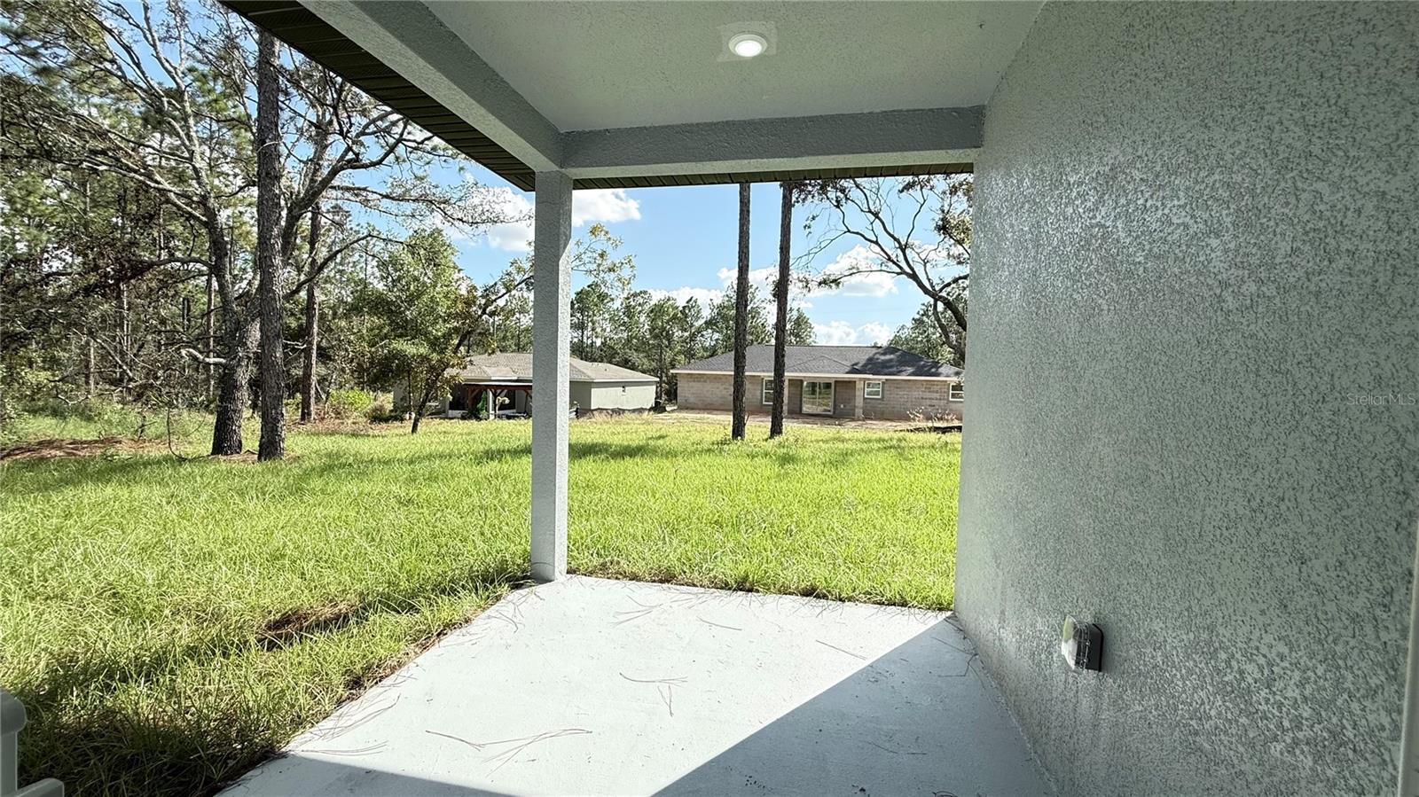 CITRUS SPGS UNIT 07 - Residential Lease