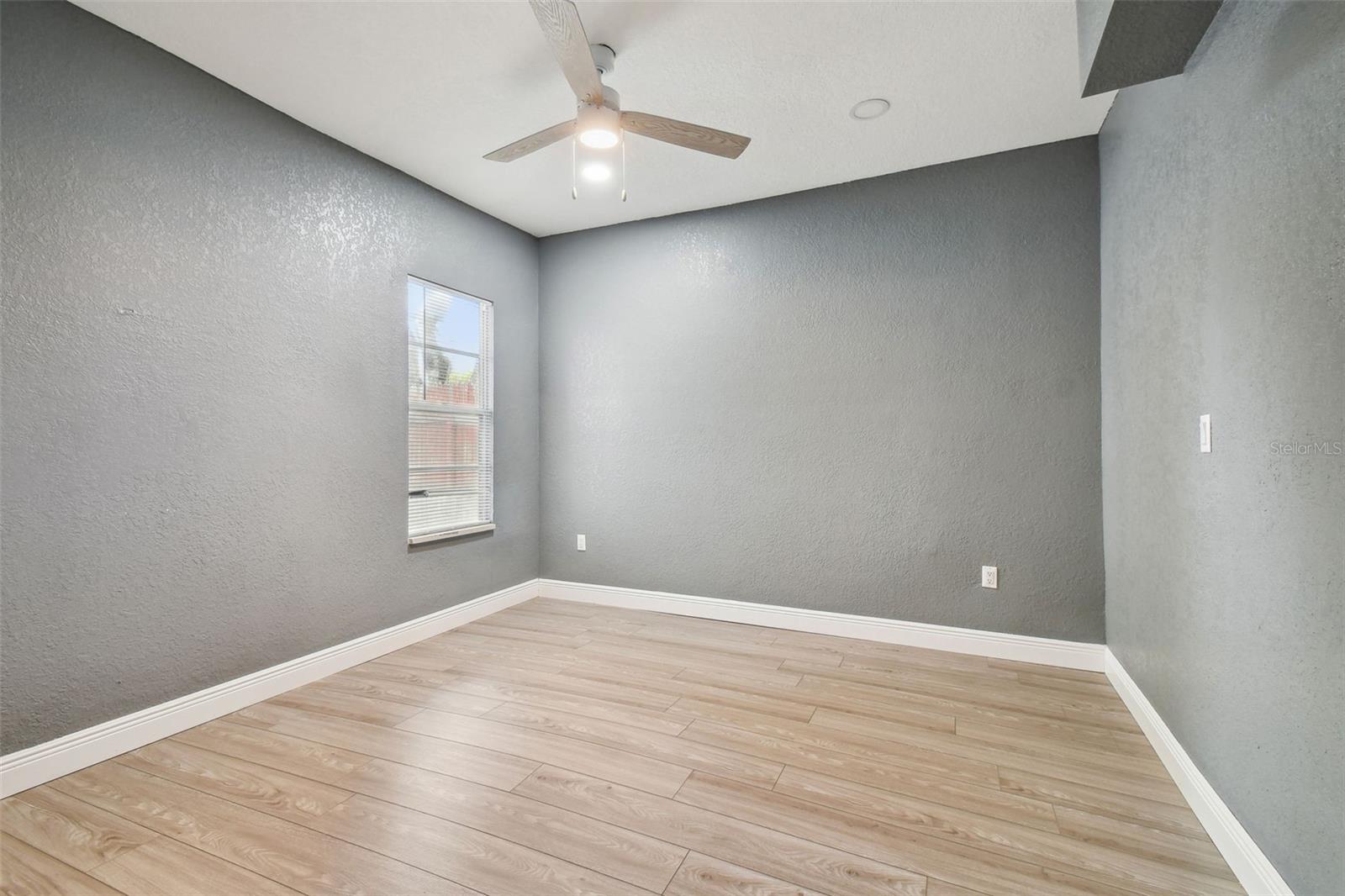 CENTER HILL - Residential