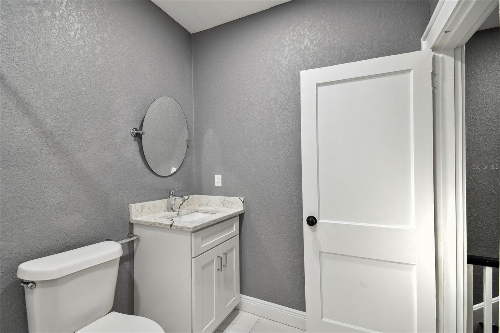 CENTER HILL - Residential