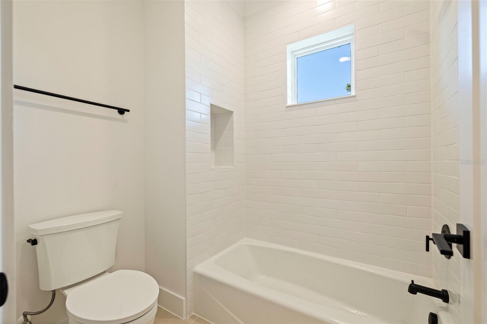 SHOREACRES CENTER - Residential