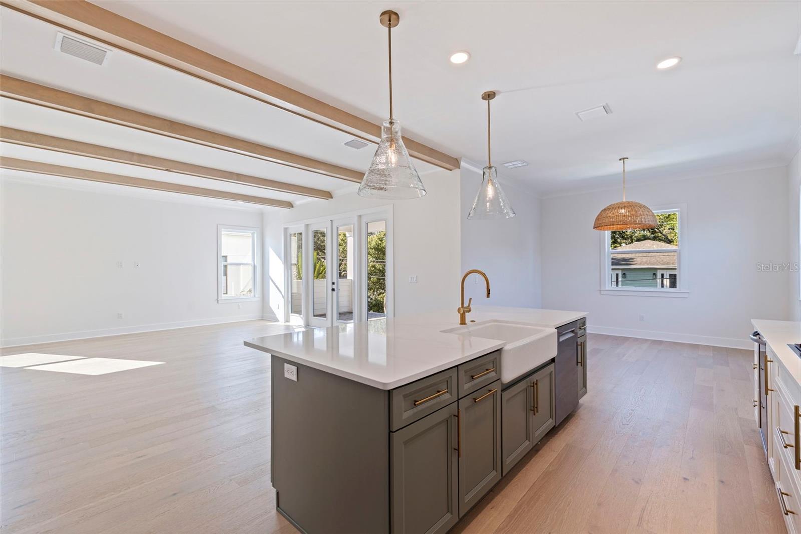 SHOREACRES CENTER - Residential