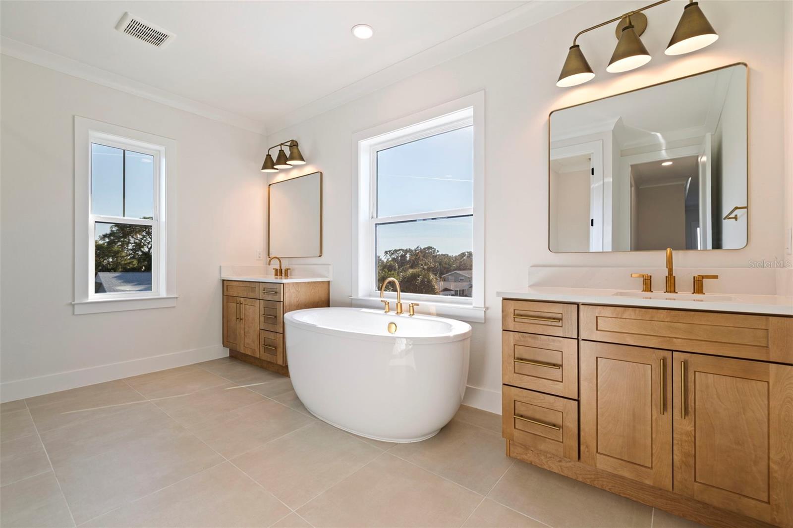 SHOREACRES CENTER - Residential