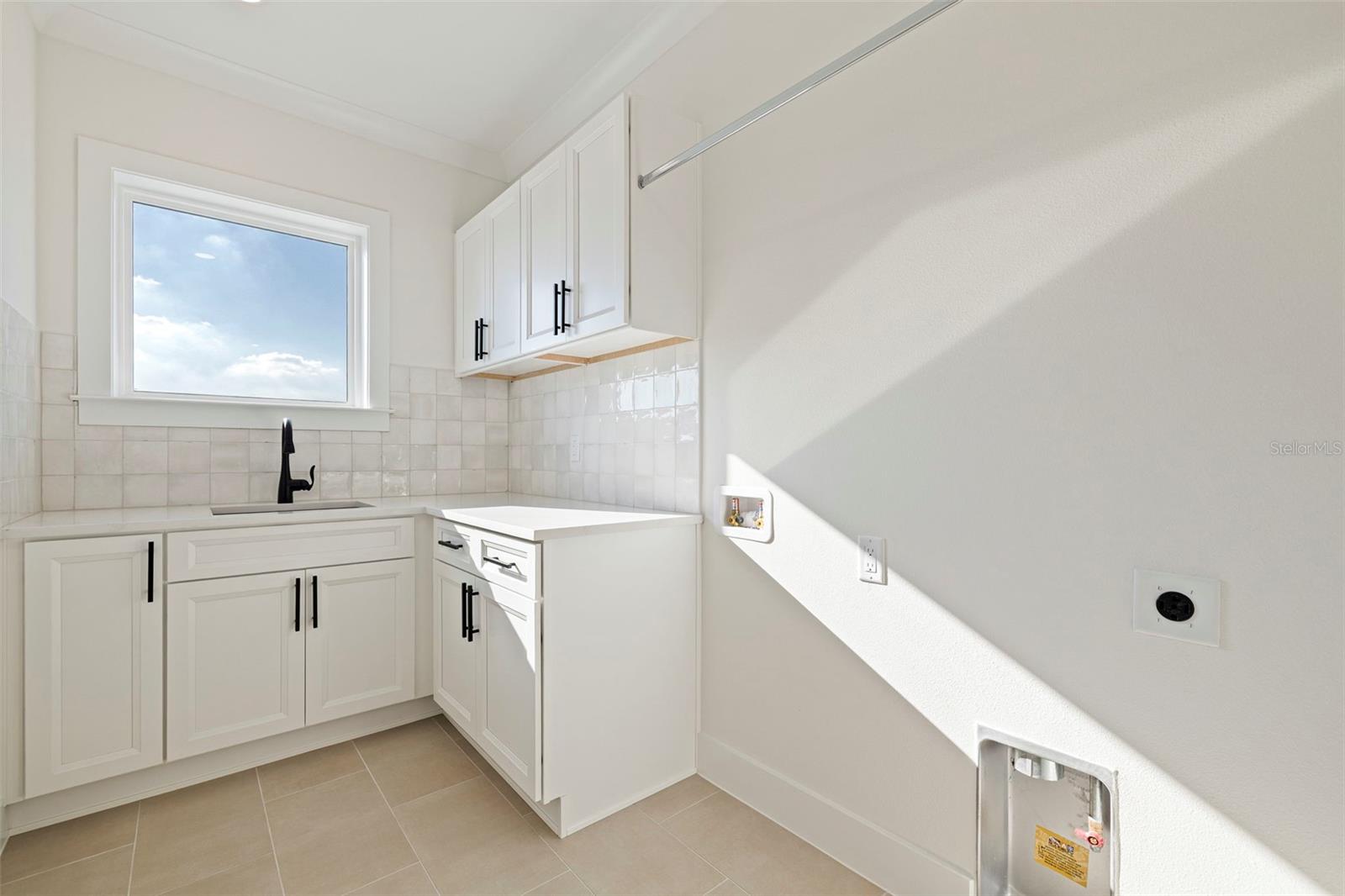 SHOREACRES CENTER - Residential