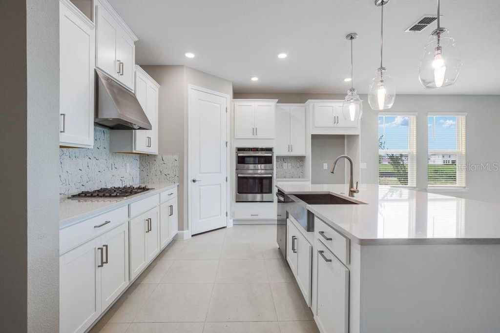 Photo of 5128 Slate Hue Place, Apollo Beach, FL 33572 (MLS # TB8369278)