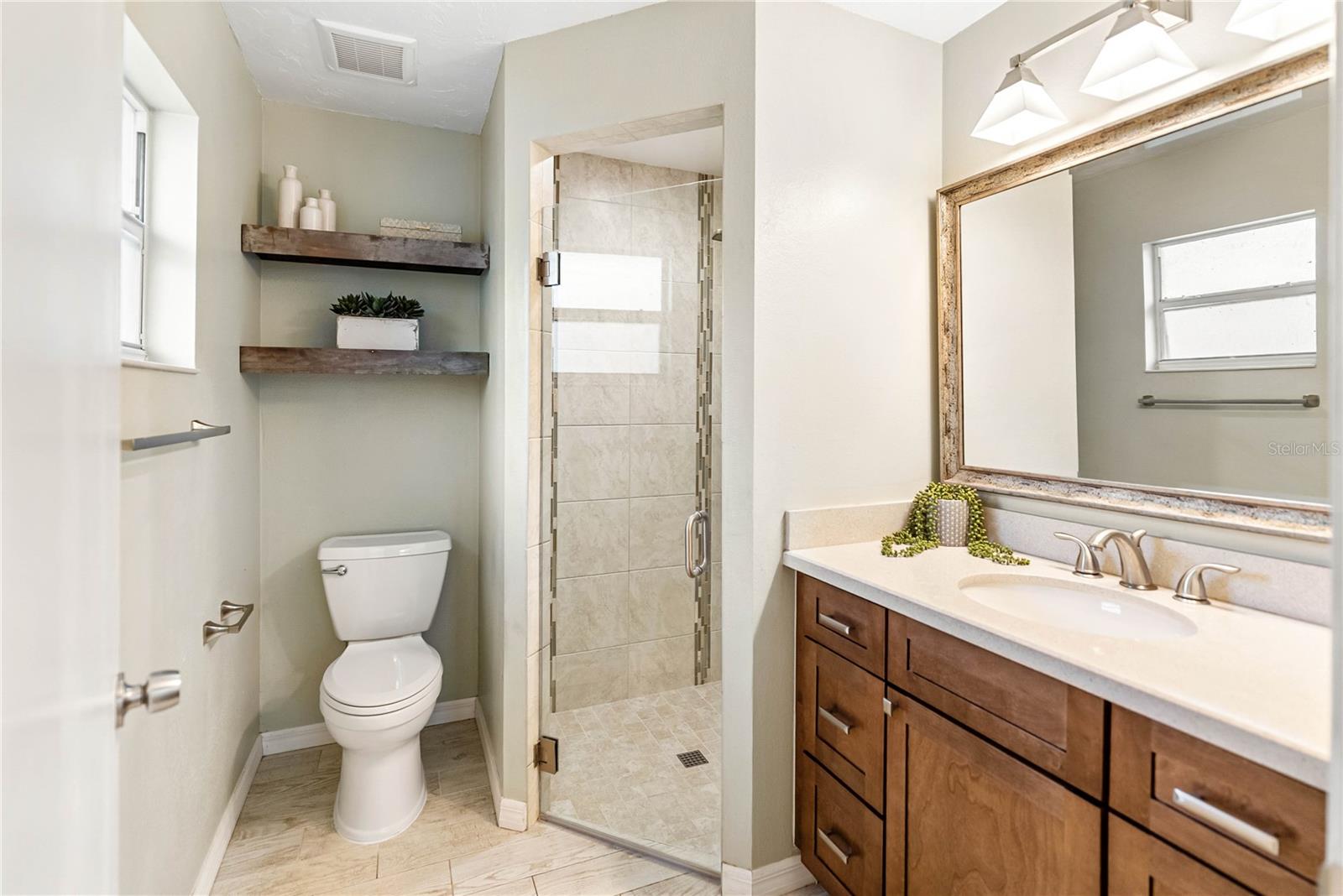 DEER HOLLOW - Residential