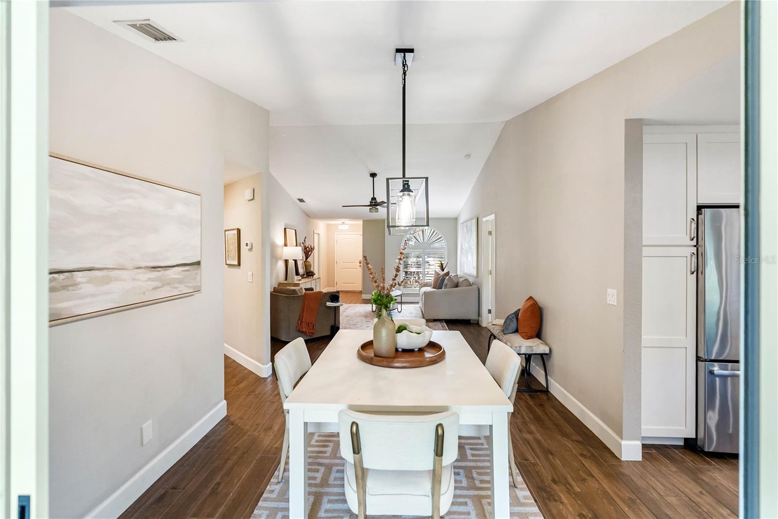 DEER HOLLOW - Residential