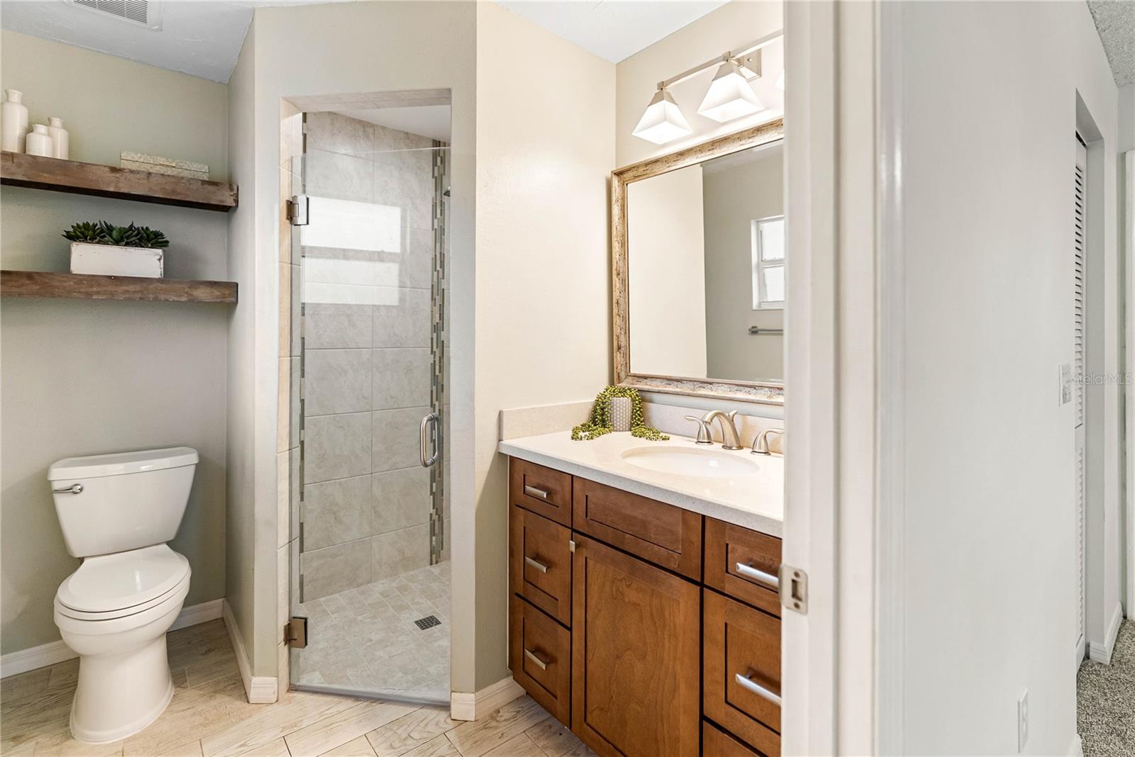 DEER HOLLOW - Residential