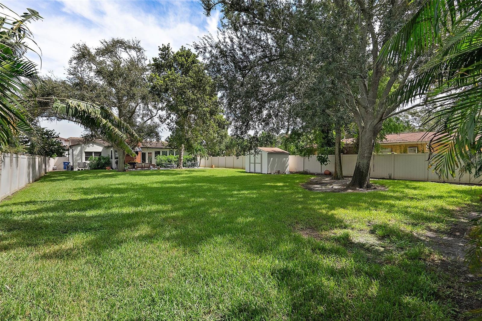 SNELL ISLE BRIGHTWATERS SEC 2 - Residential