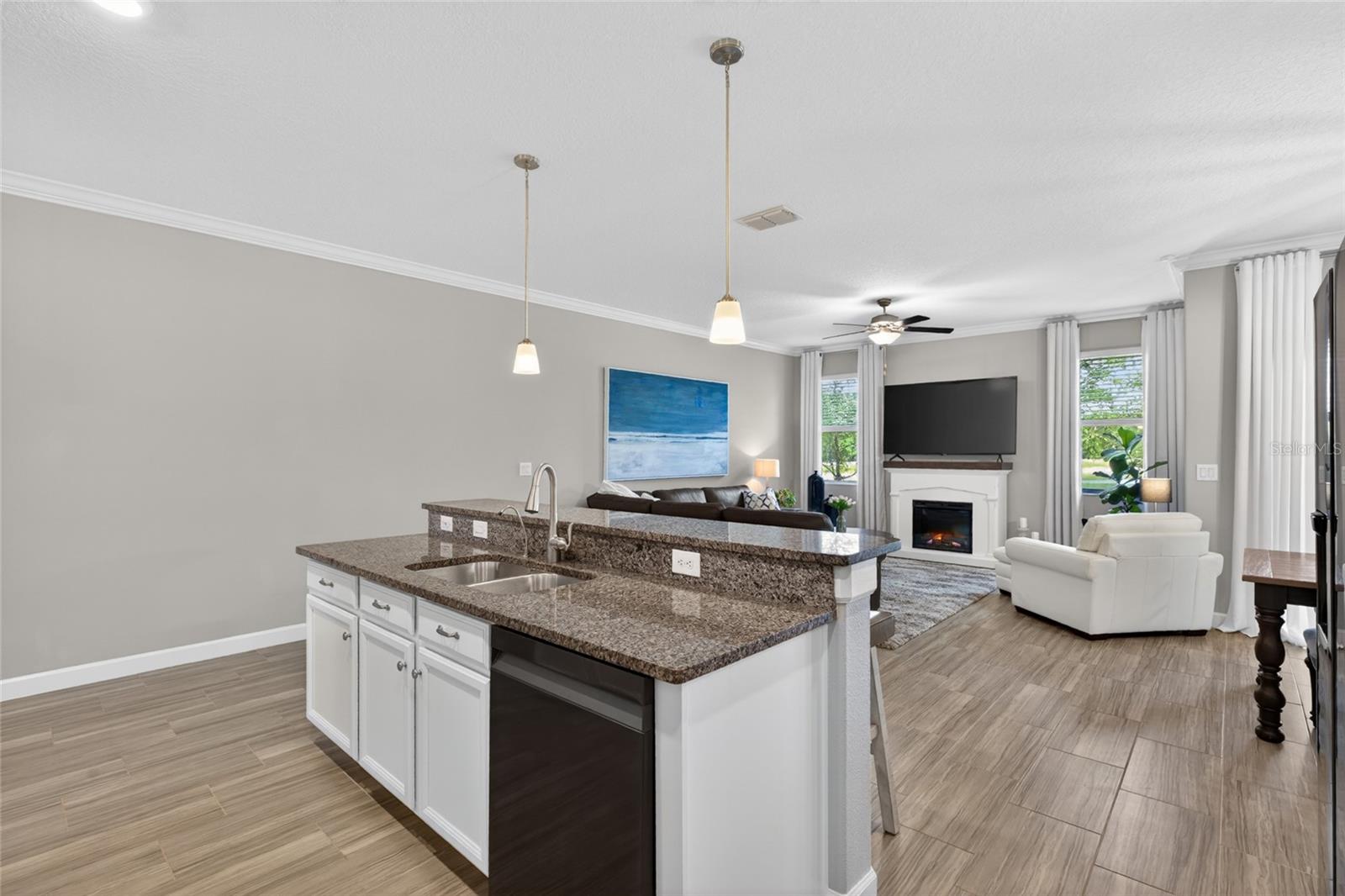 TOWNES AT CYPRESS RANCH - Residential