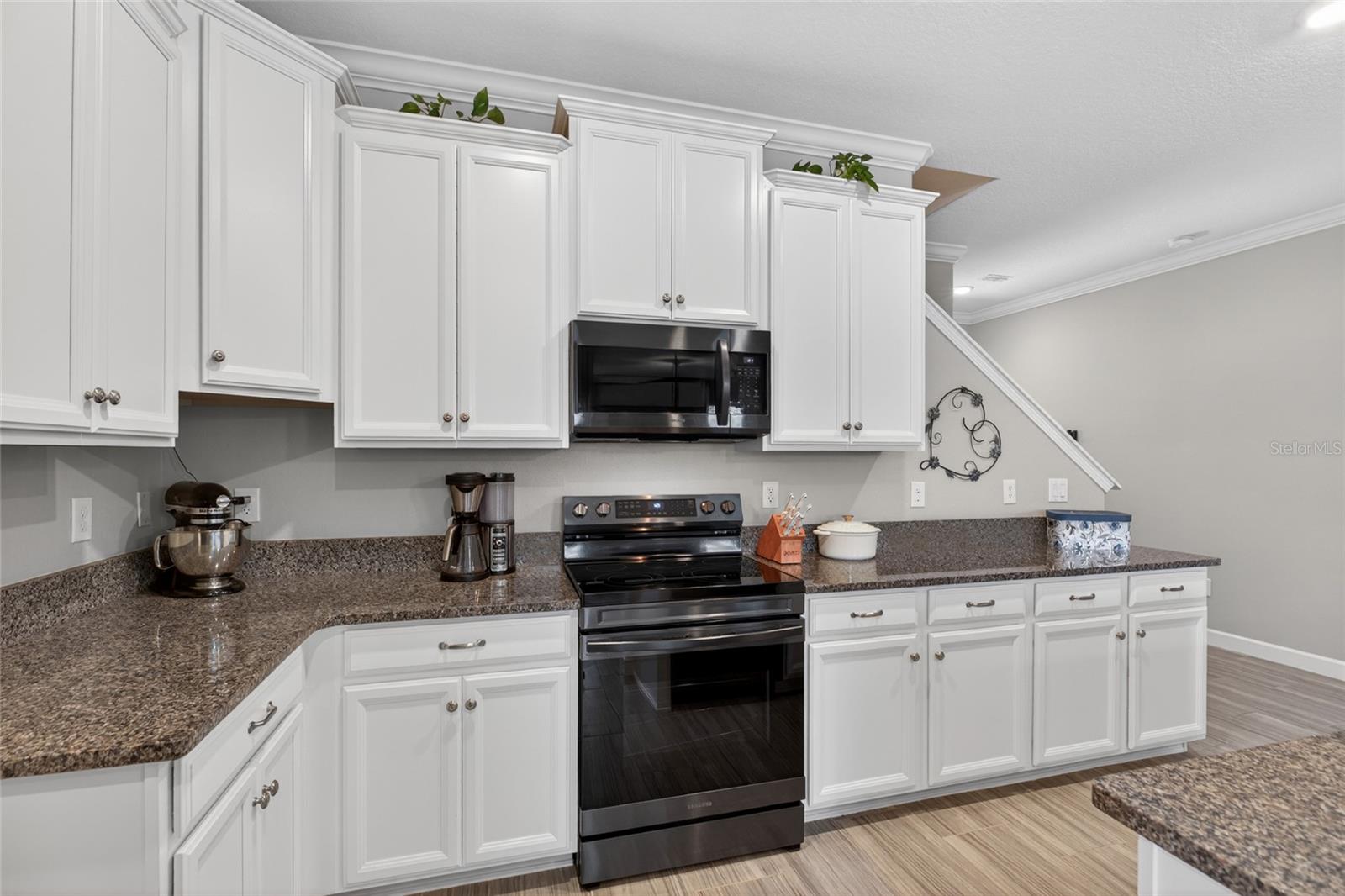 TOWNES AT CYPRESS RANCH - Residential