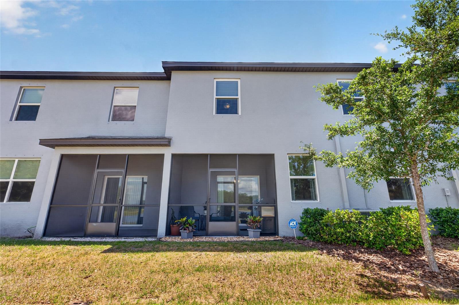TOWNES AT CYPRESS RANCH - Residential