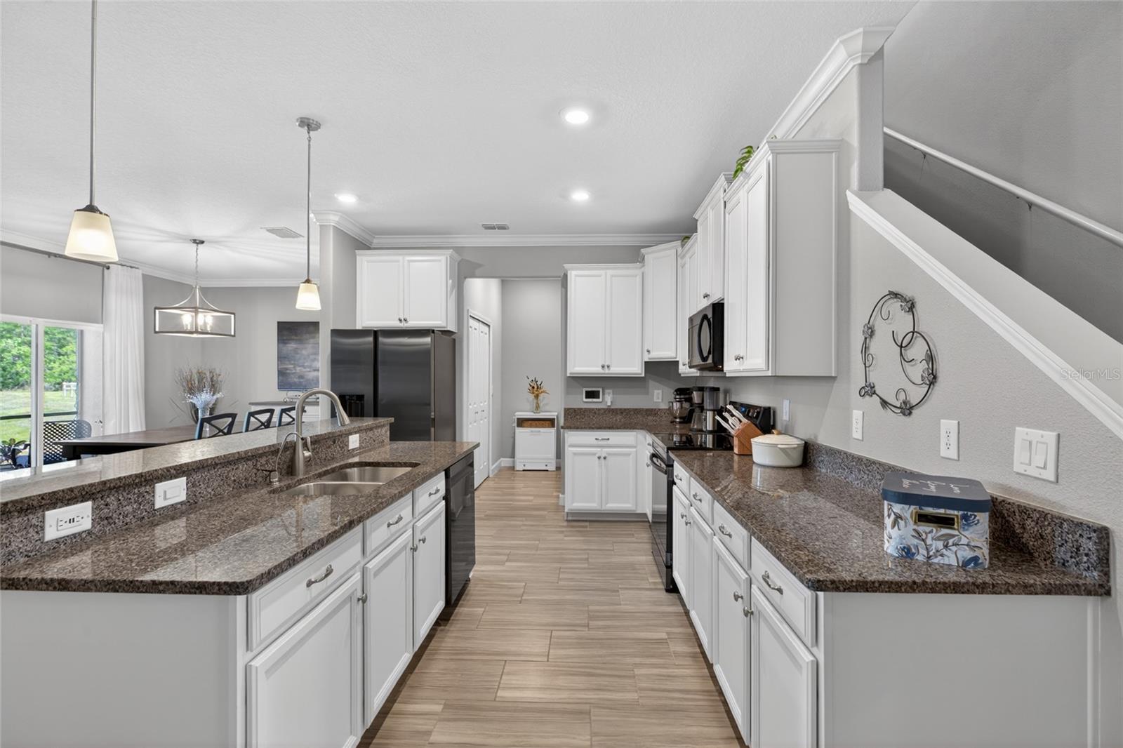TOWNES AT CYPRESS RANCH - Residential