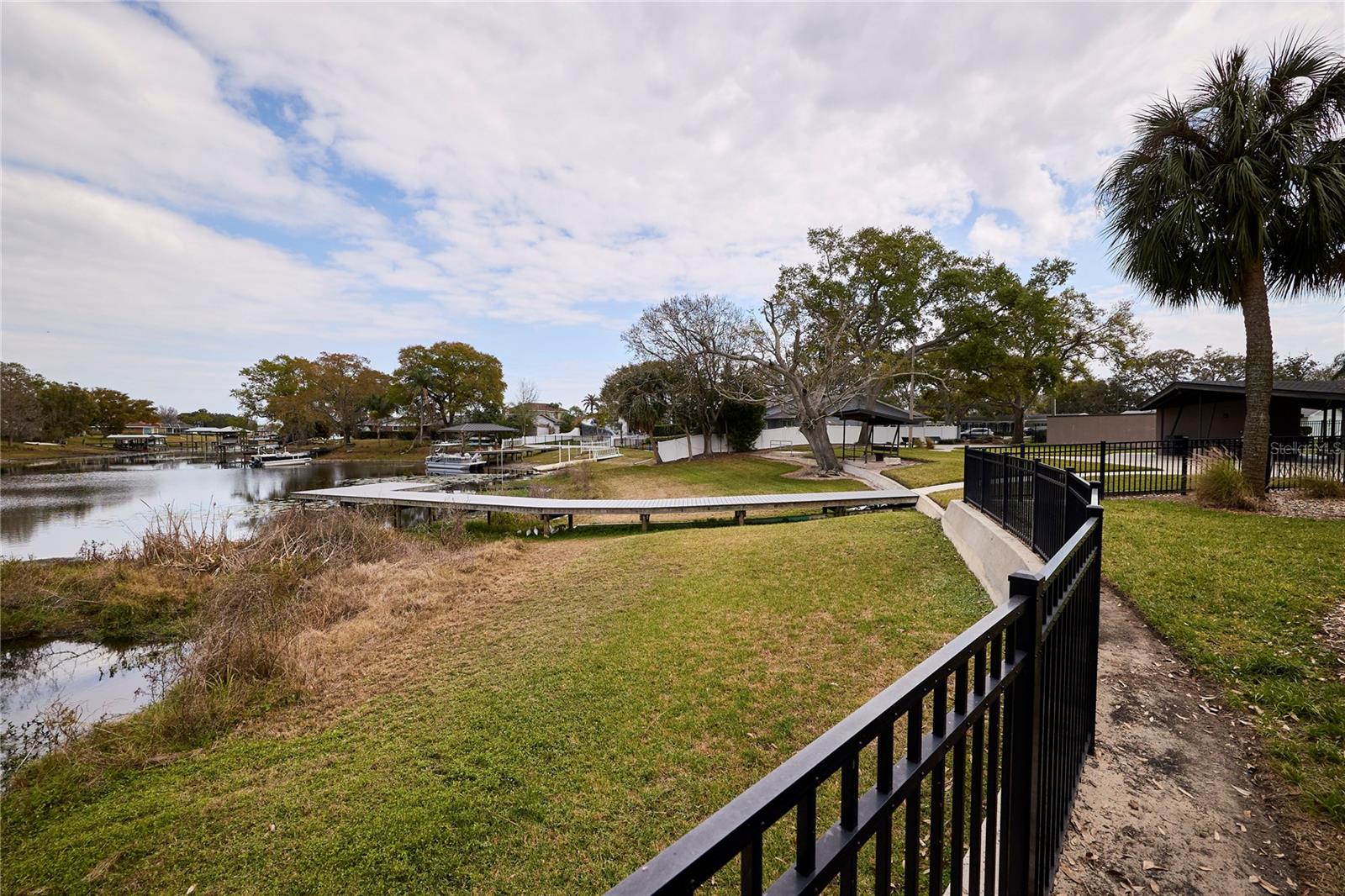 CARROLLWOOD SUB UNIT 1 - Residential