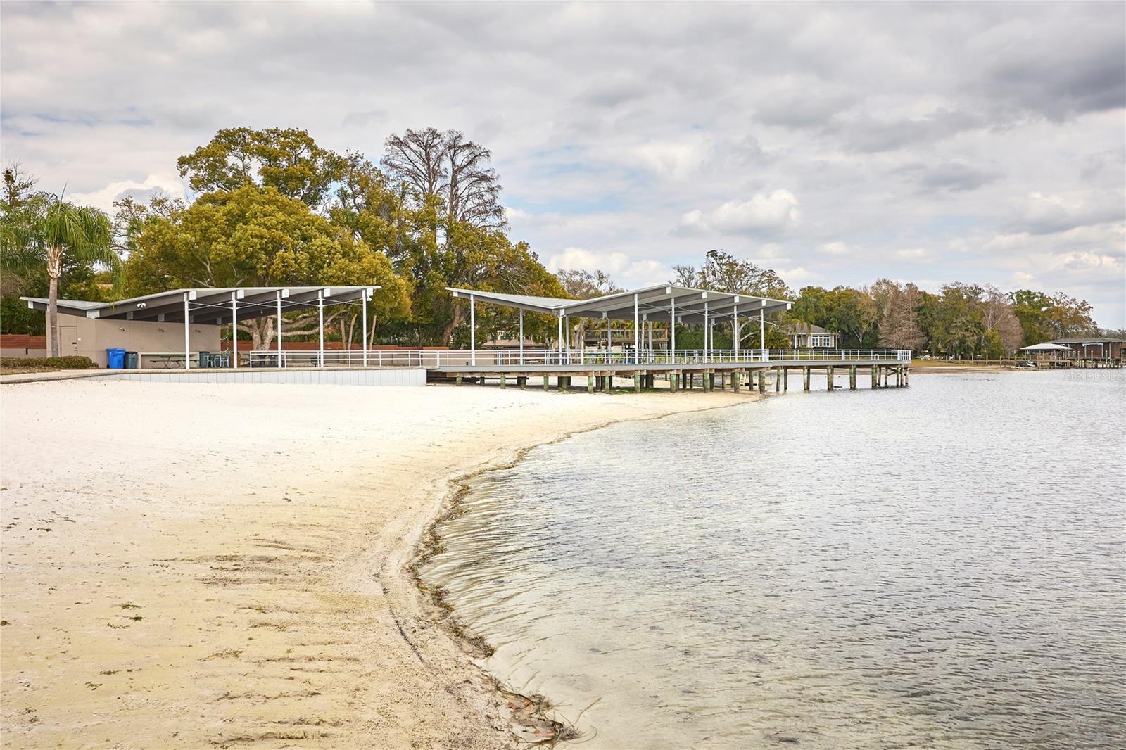 CARROLLWOOD SUB UNIT 1 - Residential