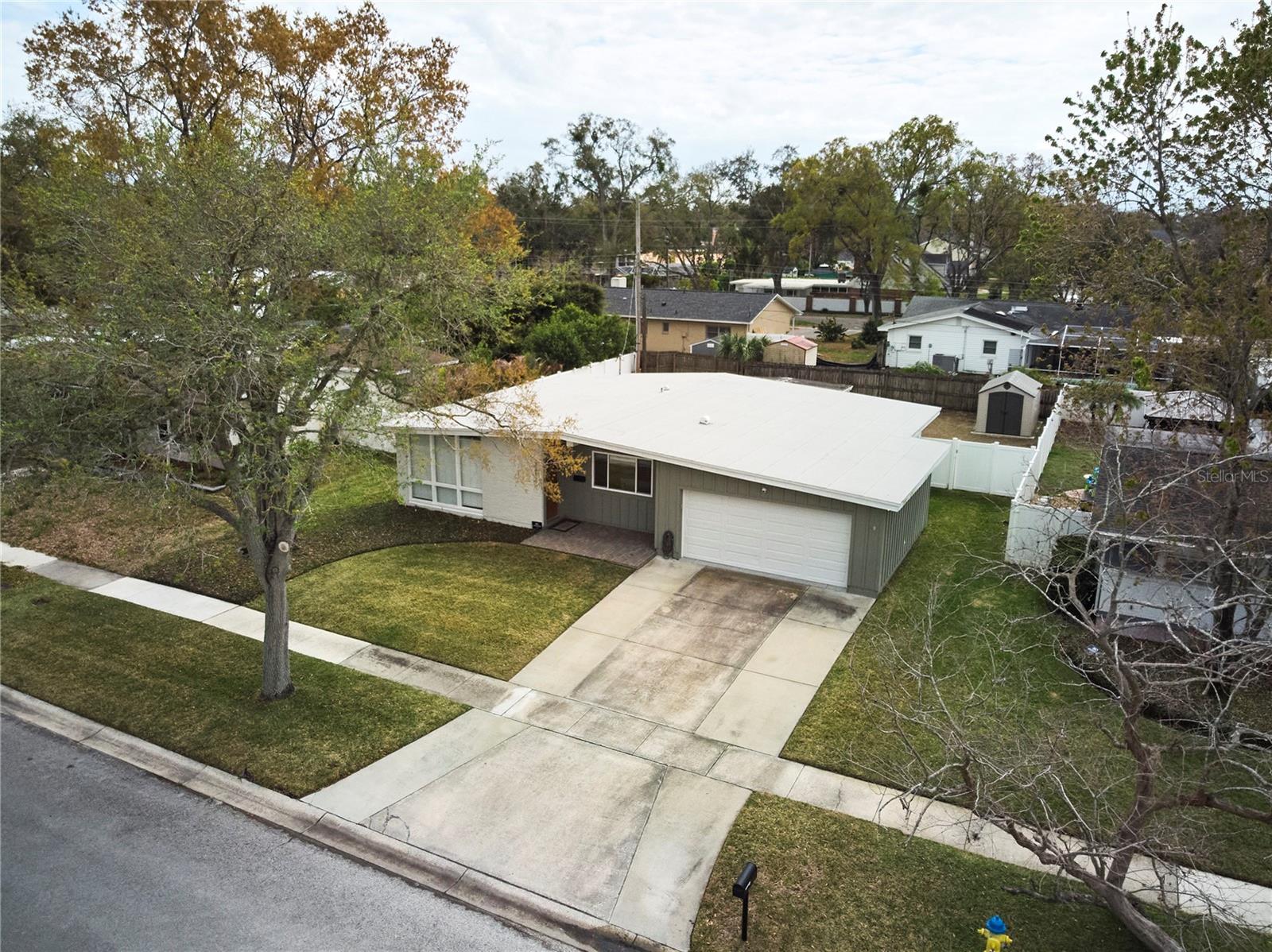 CARROLLWOOD SUB UNIT 1 - Residential