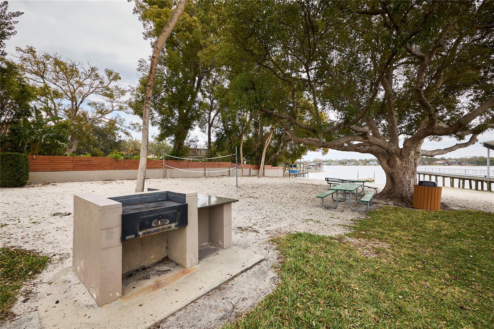 CARROLLWOOD SUB UNIT 1 - Residential