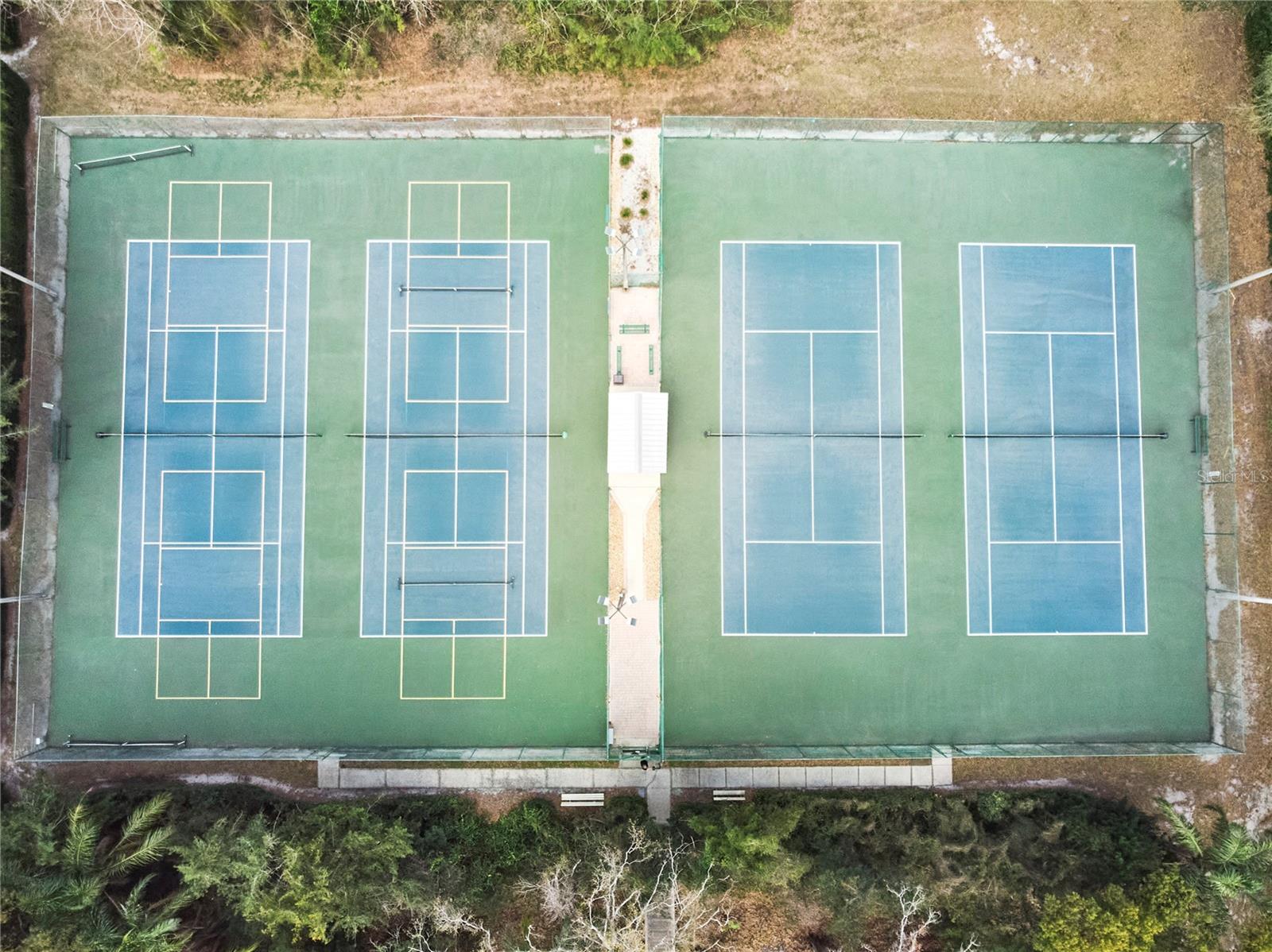 CARROLLWOOD SUB UNIT 1 - Residential