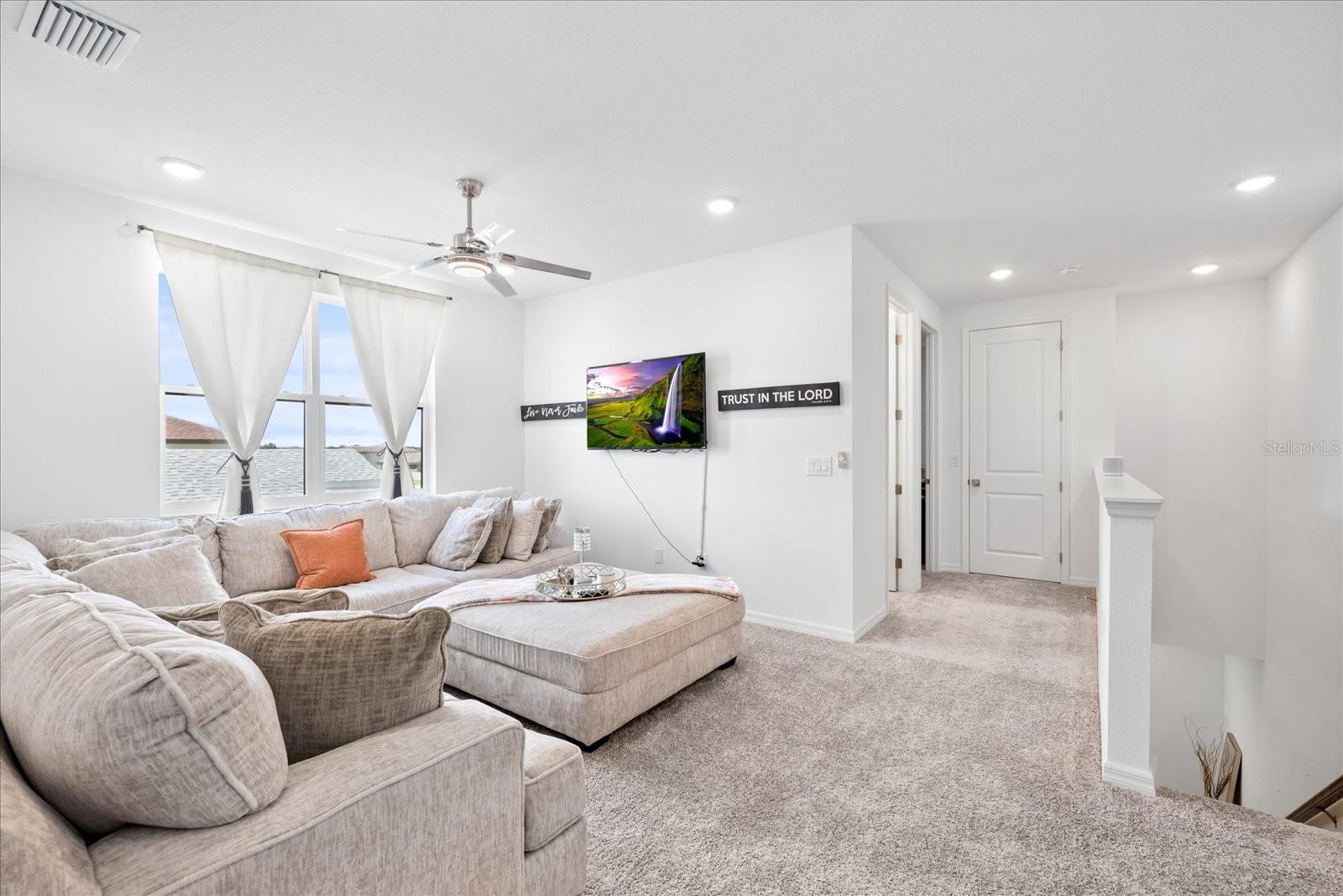 HILLTOP POINT REP - Residential Lease