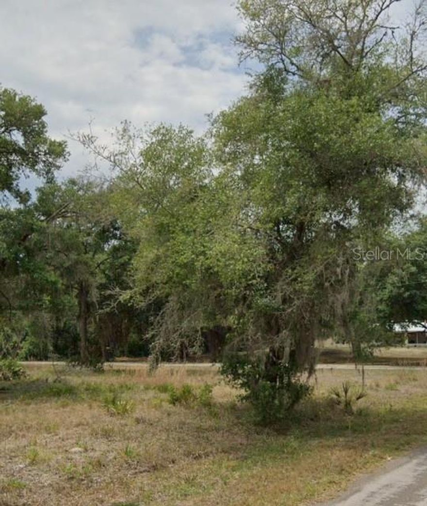 Build-Ready 1.1 Acre Lot in Crystal River – Residential Zoning – Motivated Seller!
Discover the charm and opportunity of Crystal River with this spacious 1.1-acre lot, perfectly positioned for your next home or investment. Zoned for residential use and ready to build, this parcel offers the ideal canvas for a custom primary residence, vacation getaway, or long-term rental.
Located in a peaceful neighborhood with easy access to natural springs, coastal amenities, and local conveniences, it's the best of Florida living with room to grow. Whether you're an investor or planning your family's future, this lot delivers flexibility and potential.
Sellers are motivated and considering all reasonable offers—don’t miss your chance to secure your slice of Crystal River paradise.