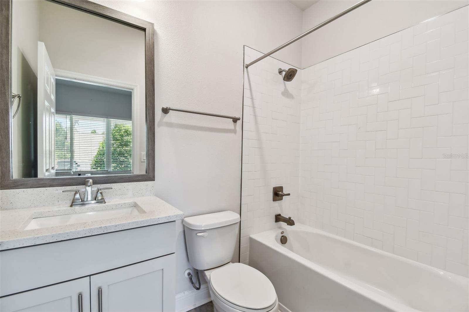 OAKLAND SUB - Residential Lease