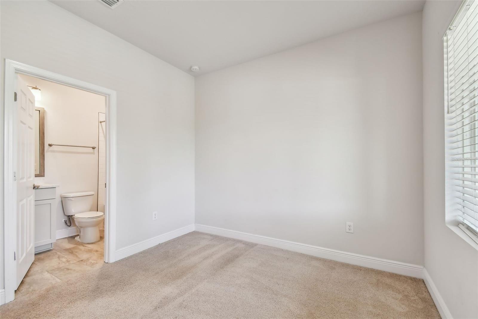 OAKLAND SUB - Residential Lease