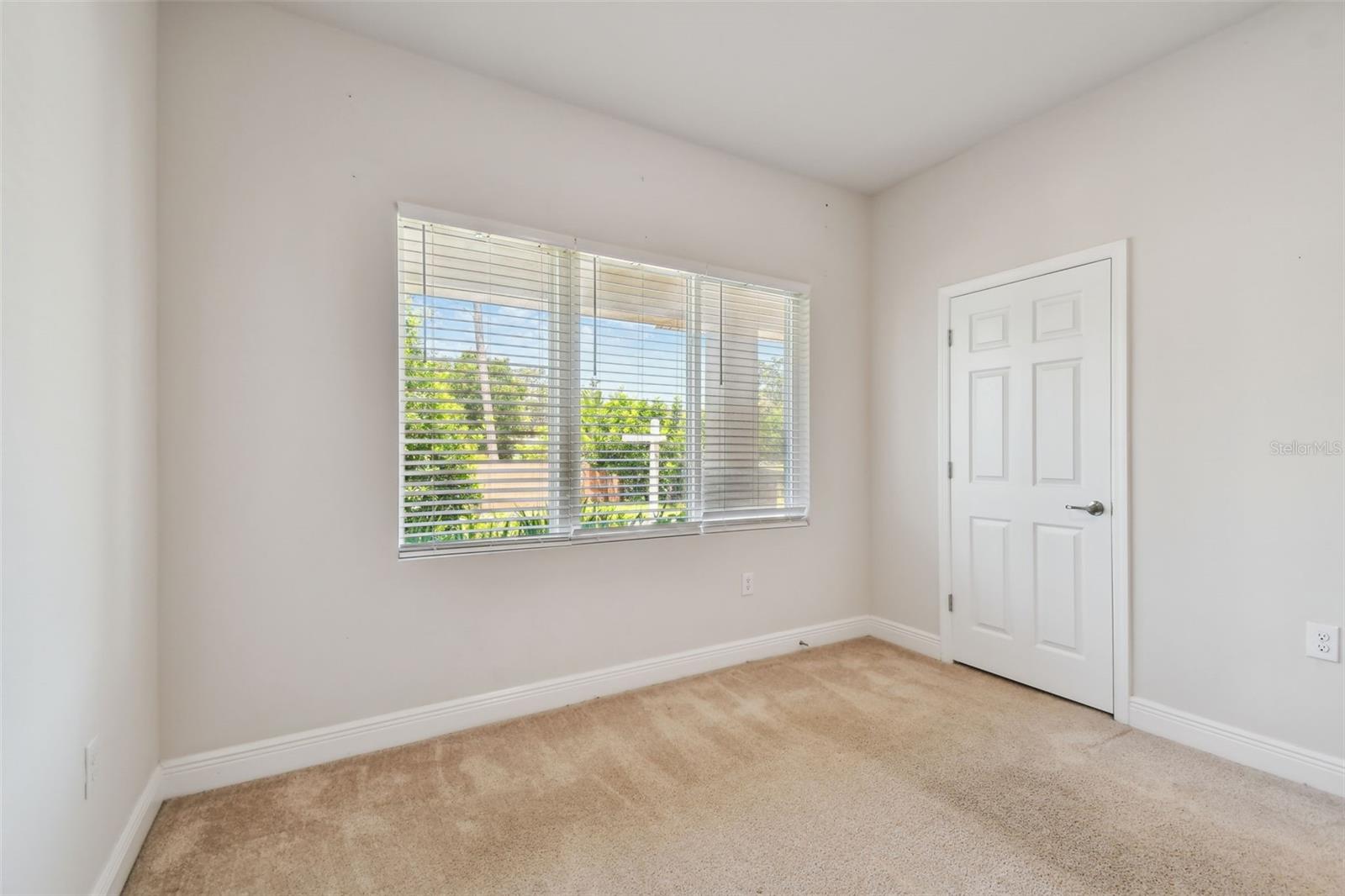 OAKLAND SUB - Residential Lease