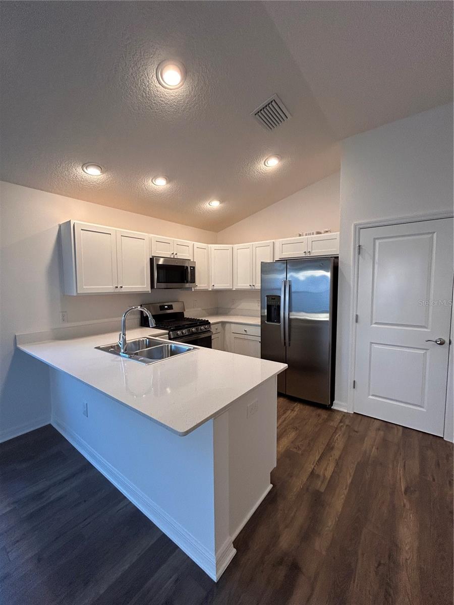 1225 SEAN CURRAN COURT