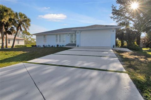 A home in PUNTA GORDA