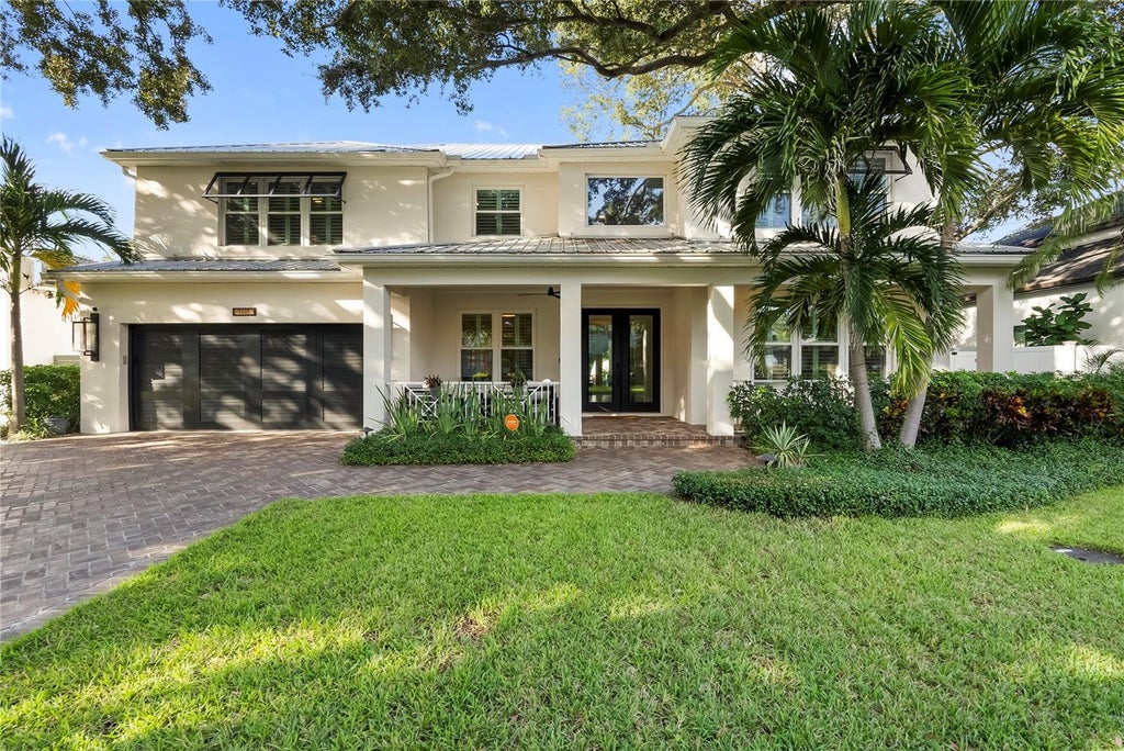 Photo of 3407 W Vasconia Street, Tampa, FL 33629 (MLS # TB8562619)