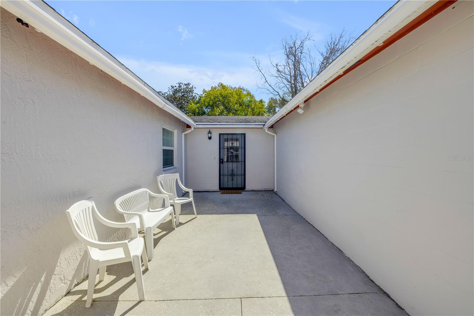 1981 S MERRICK DRIVE