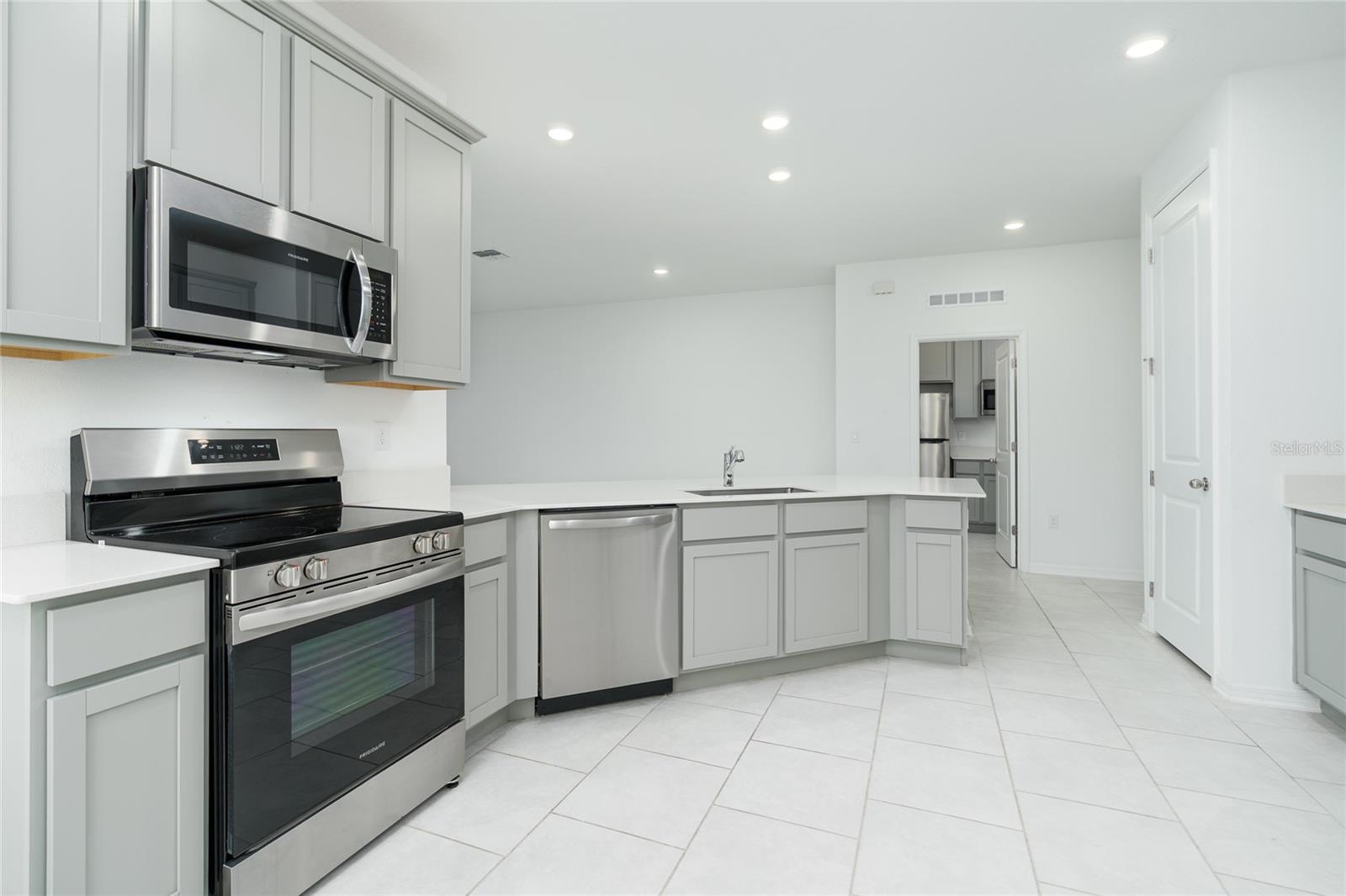 EDGEWATER PRESERVE PH 1 - Residential