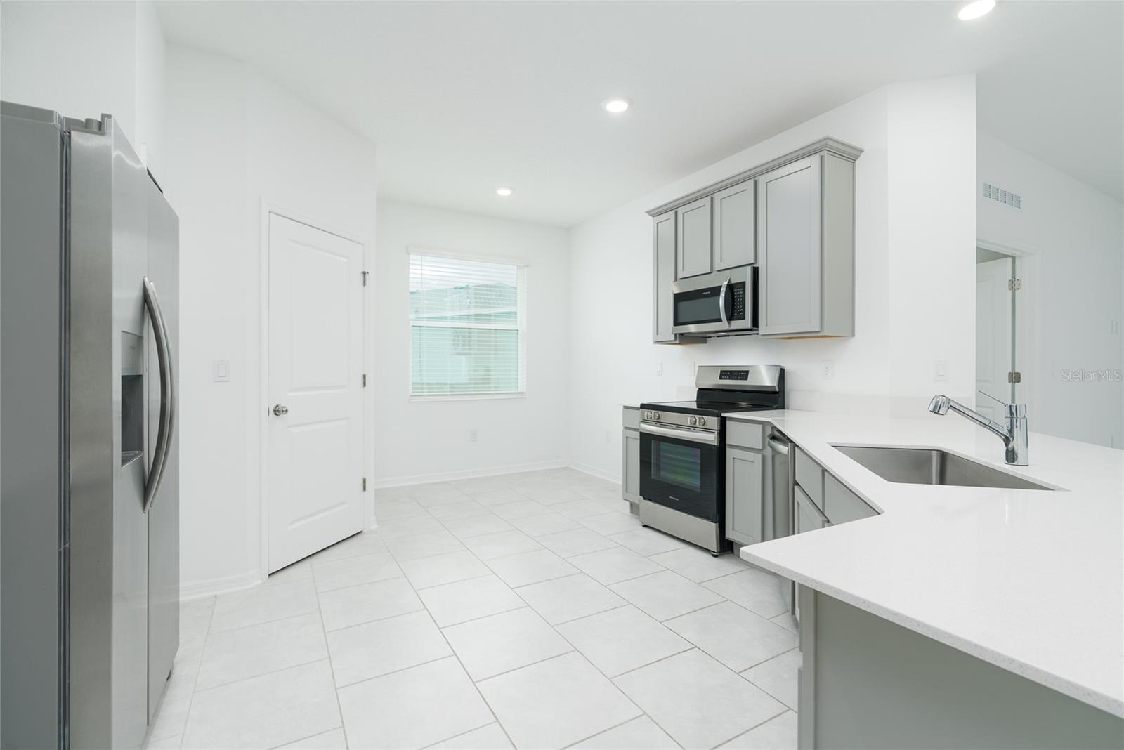 EDGEWATER PRESERVE PH 1 - Residential