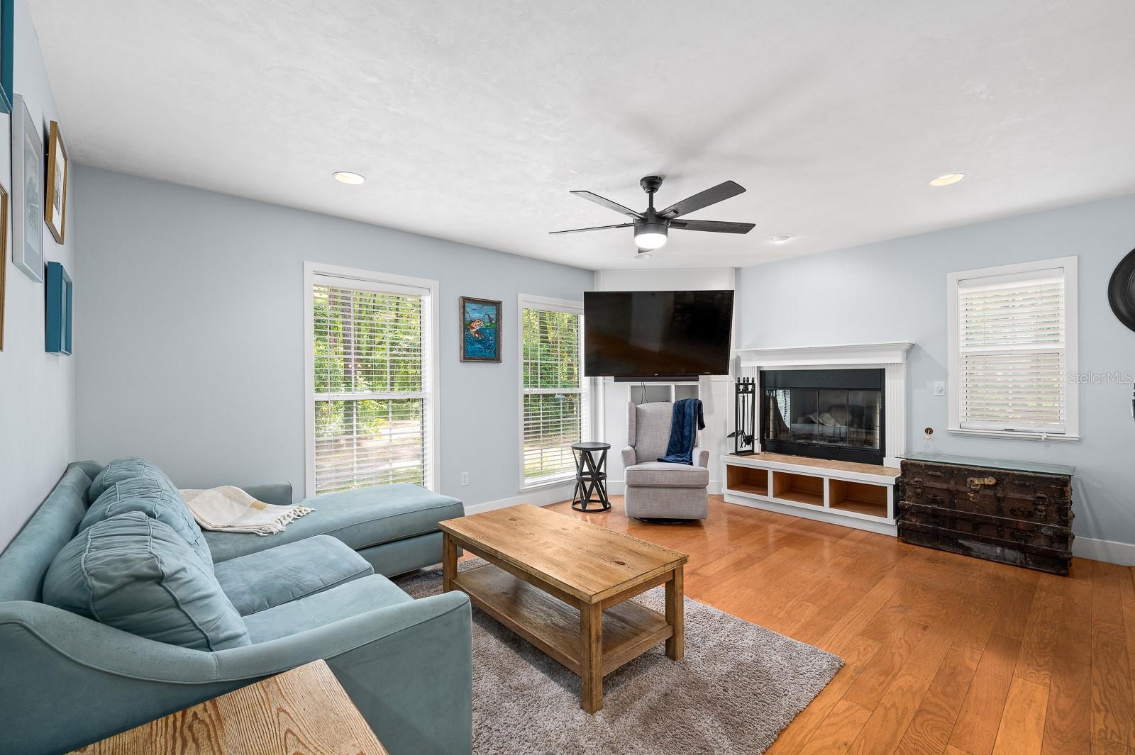 1412 SW 98TH STREET