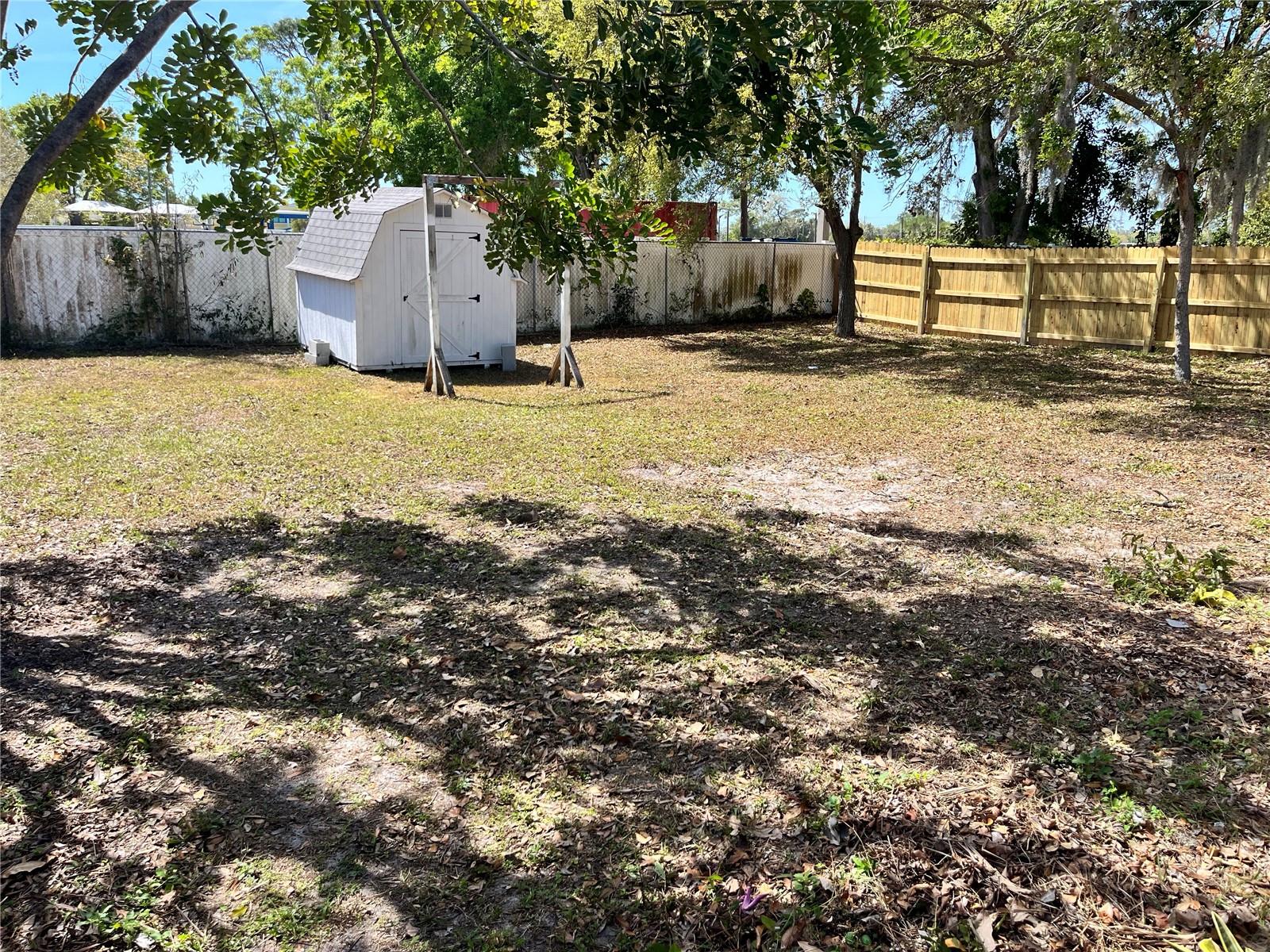 AUTUMN PLACE - Residential