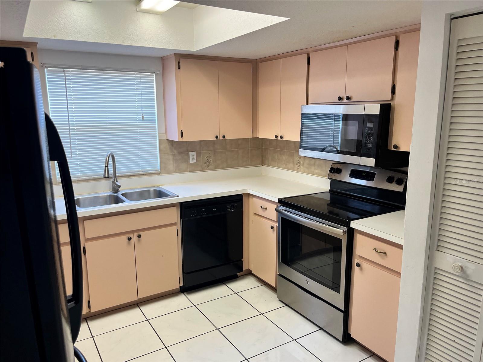 AUTUMN PLACE - Residential