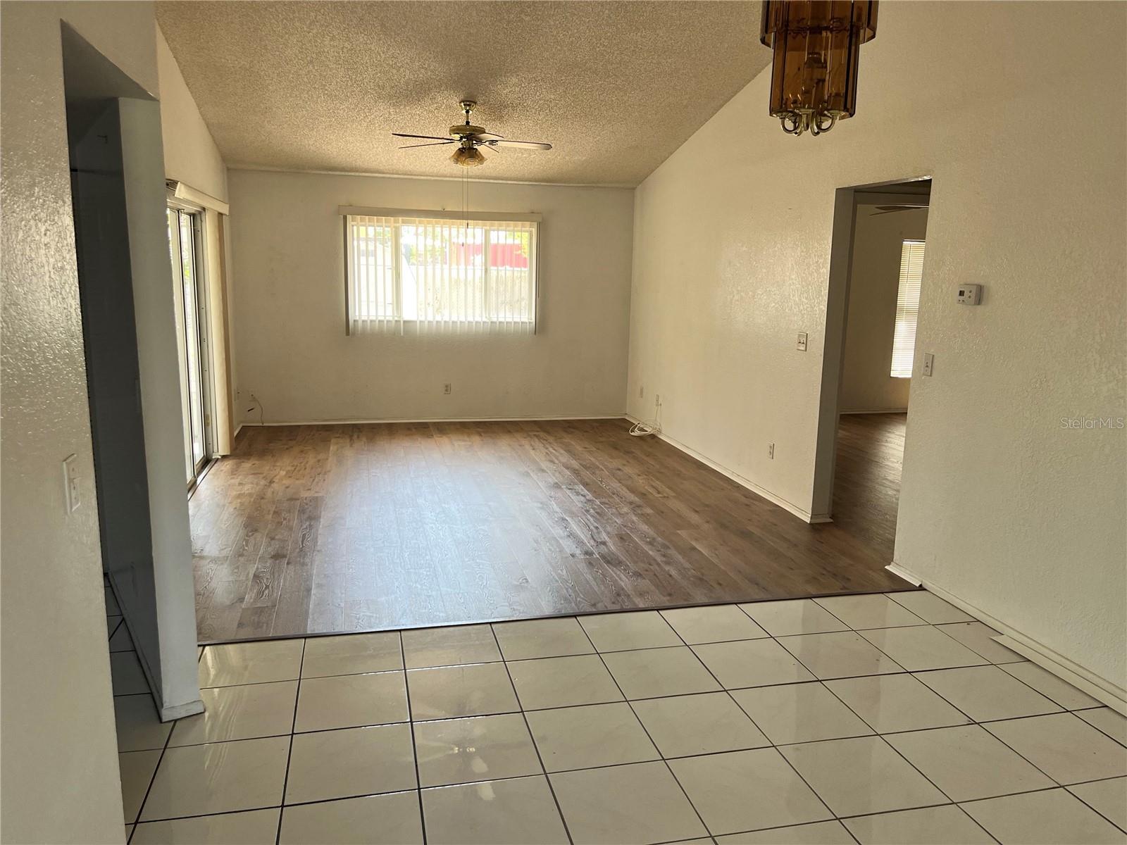 AUTUMN PLACE - Residential