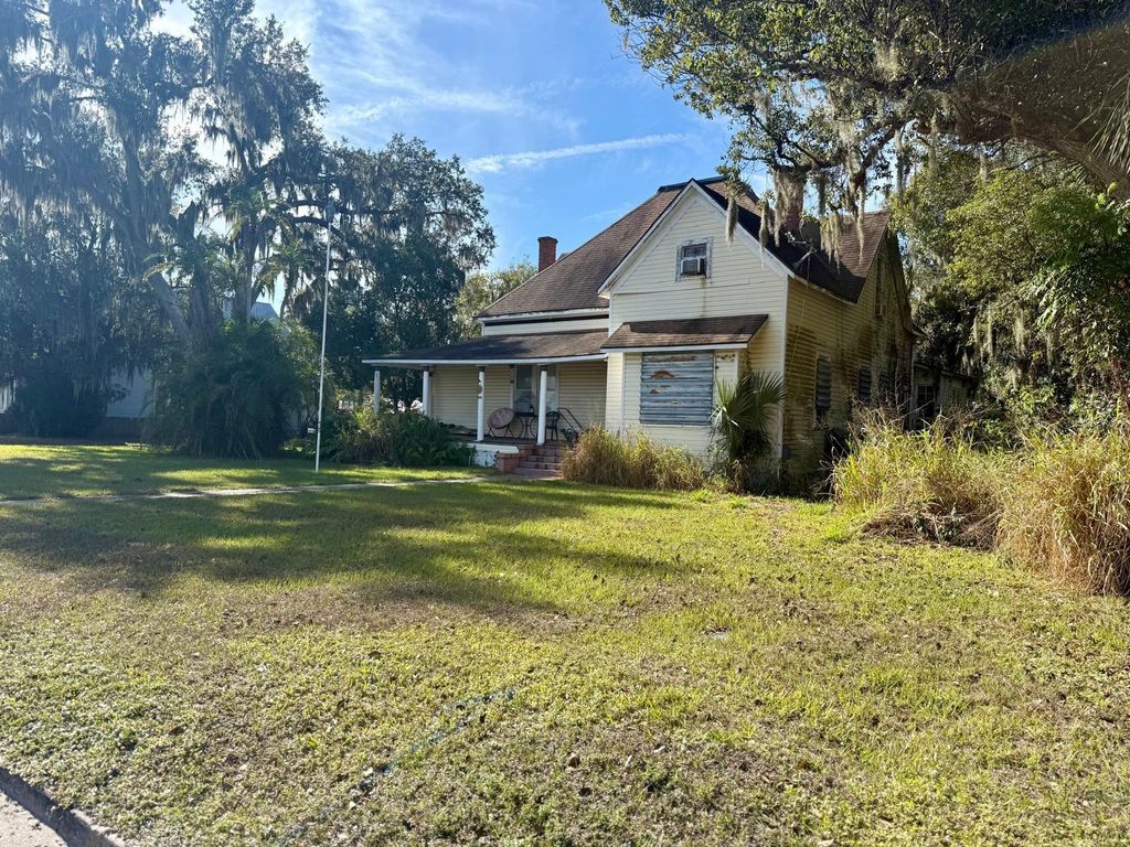 Photo of 603 N Lee Avenue, Arcadia, FL 34266 (MLS # FC314875)