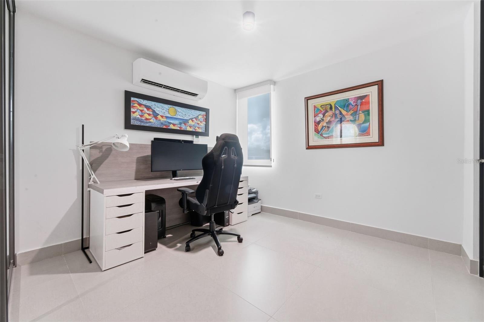 RESIDENCES AT RIO - Residential